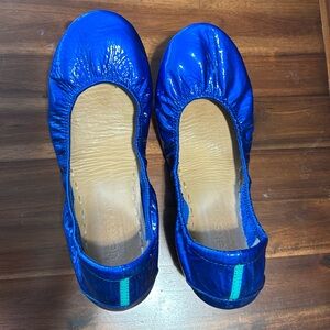 Sapphire Tieks in size 10!